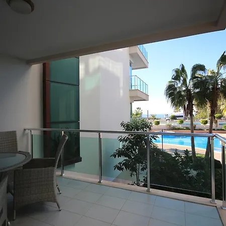 Nl, Seven Stars 2 B/r Luxury Apartmán *